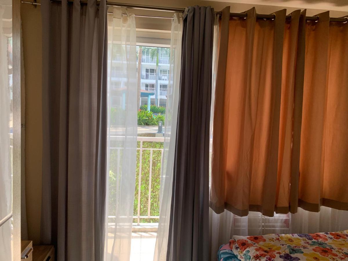 Kathys Crib At Shell Residences Manila Kültér fotó