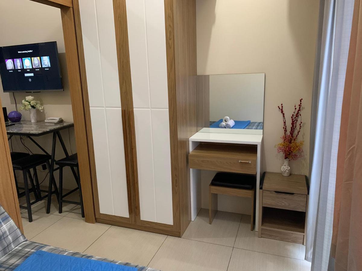 Kathys Crib At Shell Residences Manila Kültér fotó